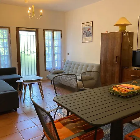 Couette-café Le Mascaret 4*